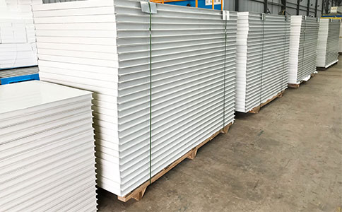 岩棉保溫夾芯（xīn）板建築材料功能