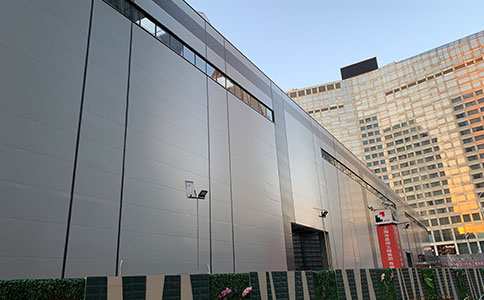 金屬幕牆岩棉夾芯複合板（四企口封邊板）在鋼結構建築上的應用